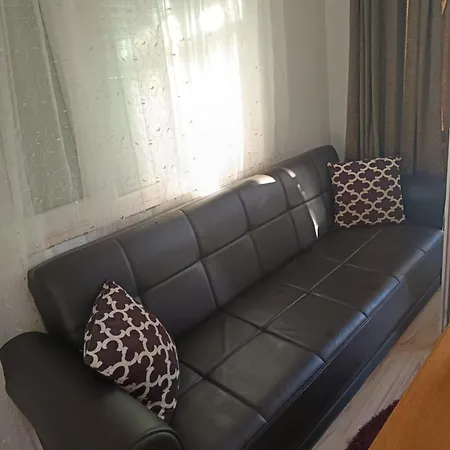 Csipkerozsa Vendeghaz * Mezőkövesd