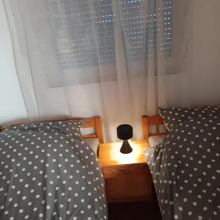 شقة Csipkerozsa Vendeghaz *